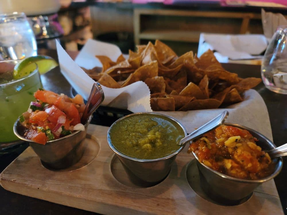 Cantina Atmosphere