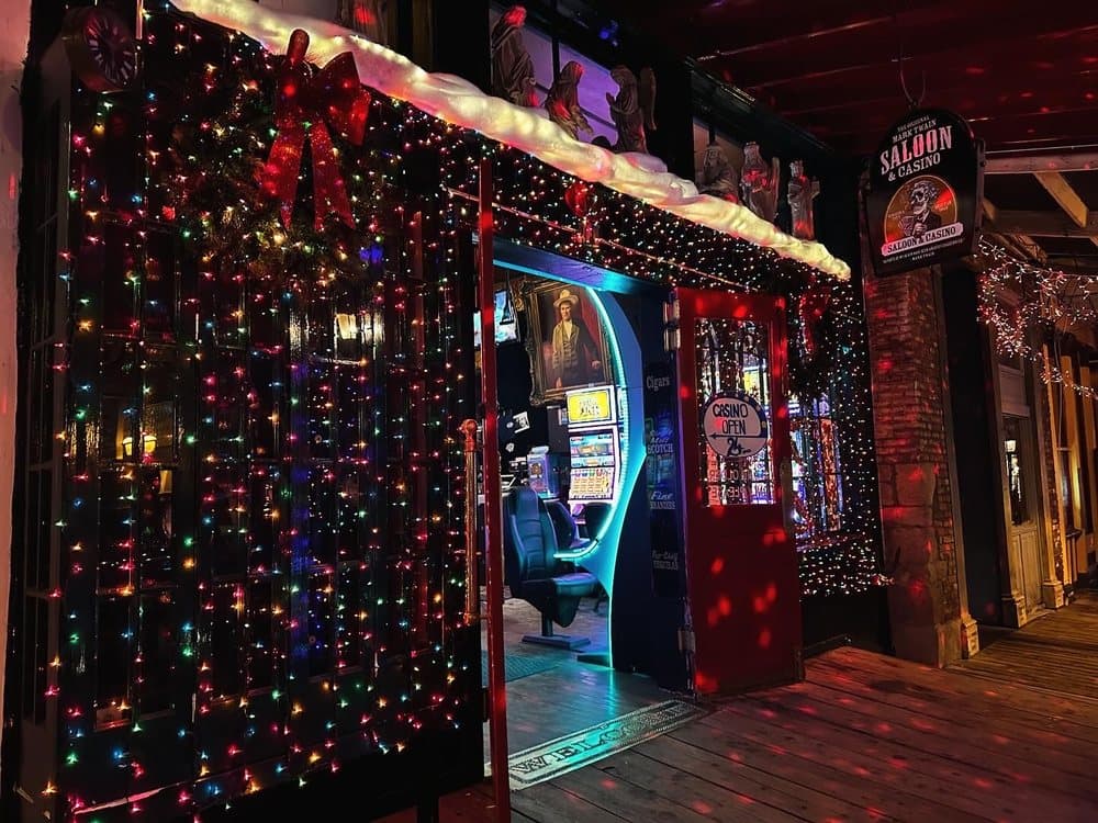 Mark Twain Saloon Experience